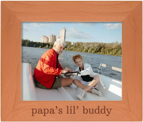 Miniatura 32 de Personalized Gifts Grandpa Gift Grandpa's Lil' Buddy Grandson - Marco de fotos de madera natural grabado de 4 x 6 pulgadas, diseño de paisaje