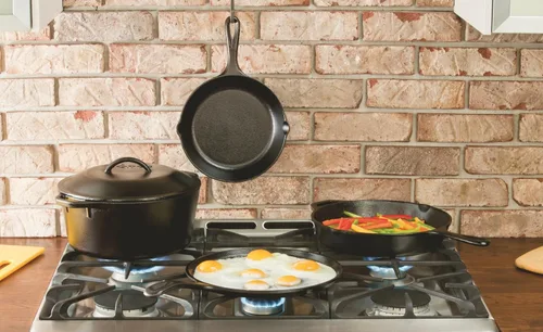 Miniatura 4 de Lodge Horno holandés de hierro fundido pre-sazonado de 5 cuartos de galón con tapa, mango de alambre para una fácil transferencia de la superficie