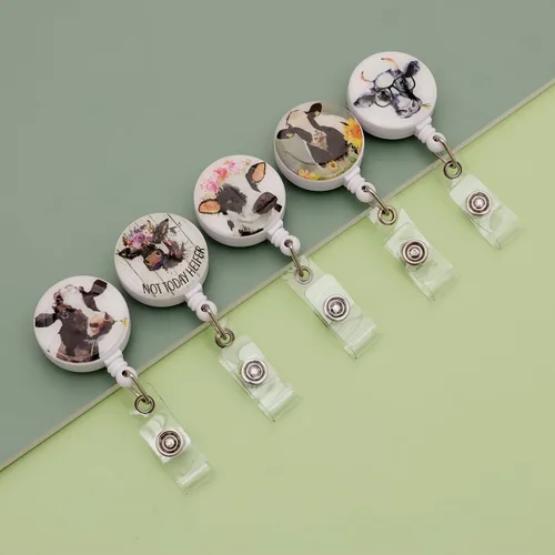 Miniatura 3 de Paquete de 15 carretes de insignia con diseños de tortuga, cerdo y vaca, portainsignias retráctiles, clip retráctil para tarjeta de identificación