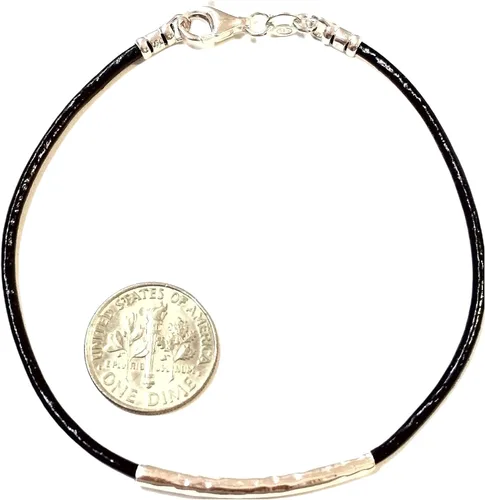 Miniatura 2 de 2mm Black Leather Cord with 925 Sterling Silver Ends, Clasp and Floating Hammered Curved Tube Bracelet. Made to Your Size. Women, Men, Unisex