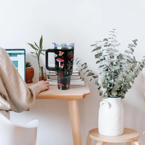 Miniatura 3 de Lindo vaso de 40 onzas con asa y tapa con popote a prueba de fugas, taza de viaje para café con asa aislada para bebidas frías y calientes, regalos