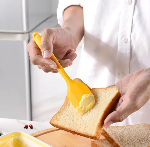 Miniatura 3 de Juego de 6 espátulas de silicona resistentes al calor, diseño sin costuras de una sola pieza para raspar, cocinar, hornear, mezclar amarillo