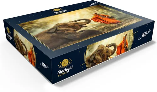 Miniatura 3 de MyPuzzle Monk Hiking with The Fancy Elephant in The Forest - Rompecabezas prémium de 100 piezas para adultos