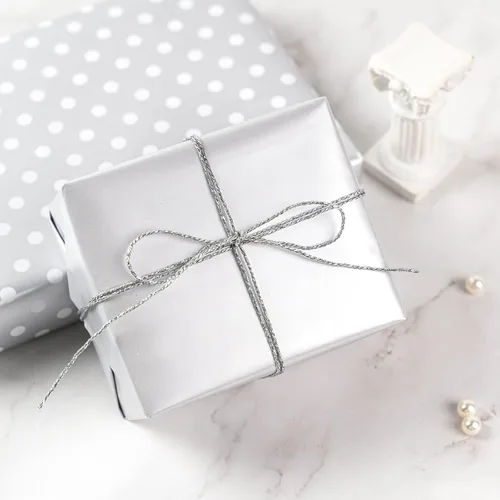Miniatura 7 de WRAPAHOLIC Papel de regalo reversible, mini rollo, 17 pulgadas x 33 pies, estampado plateado y diseño de lunares para cumpleaños, vacaciones, bodas