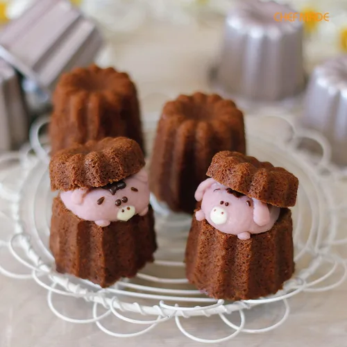 Miniatura 9 de CHEFMADE Molde de Pastel Canelé, Molde de 6.6 cm Antiadherente para Magdalenas y Cupcakes para Hornear al Horno (Oro Champán)