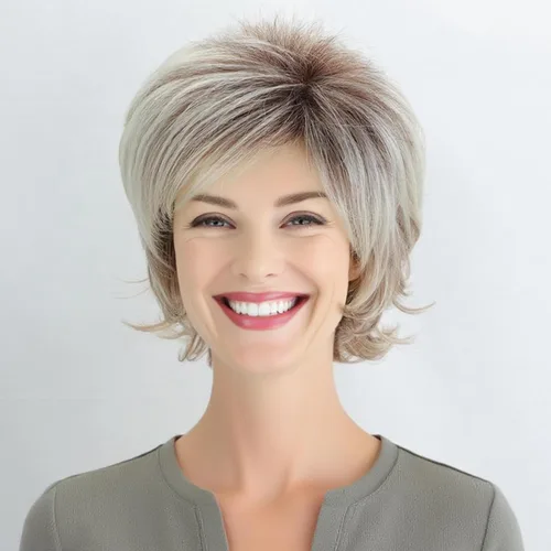 Miniatura 12 de TISHINING Pelucas Rizadas Cortas de Corte Pixie Ombre Rubias para Mujeres Blancas Peluca Rubia Mixta Esponjosa en Capas con Flequillo de Aspecto