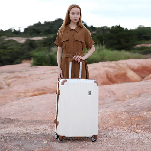 Miniatura 6 de Miami CarryOn Collins - Juego de equipaje giratorio expandible de 3 piezas, Blanco, Collins