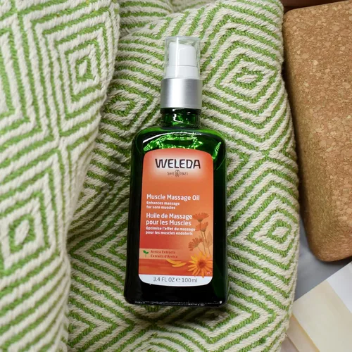 Miniatura 7 de Weleda Aceite de masaje muscular de árnica, 3.4 onzas líquidas, aceite de masaje rico en plantas con aceites de abedul, girasol y oliva