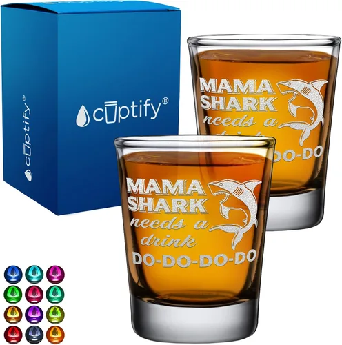 Miniatura 53 de Cuptify Regalos para baby shower, para la nueva mamá, EST 2023, 2 onzas, con fondo negro, juego de 2 vasos grabados para fiesta, regalo