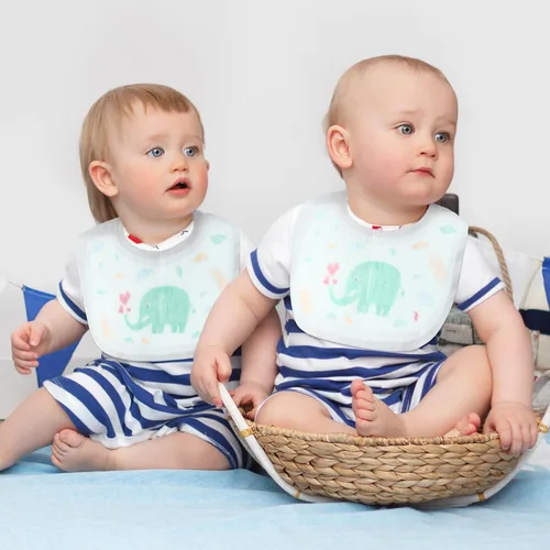 Miniatura 6 de Skicuff 100 baberos desechables a granel para bebés, niños y niñas, empaquetados individualmente, higiénicos para niños pequeños que viajan y uso al