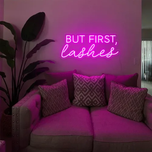 Miniatura 3 de Letrero luminoso de neón con texto en inglés «But First Lashes