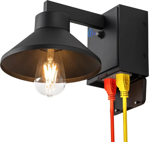 Miniatura 11 de Aplique de pared al aire libre con salida GFCI negro impermeable antioxidante aluminio exterior iluminación de granero montaje en pared delantera