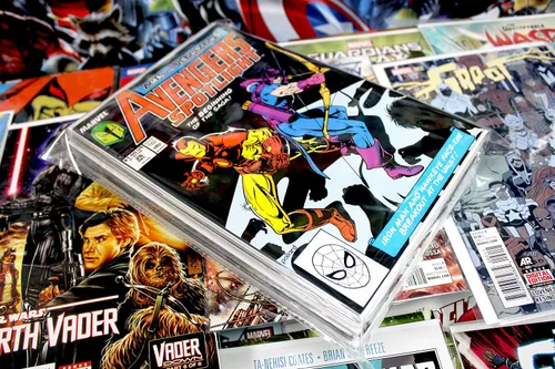 Miniatura 8 de Paquete de Regalo de Libros de Cómics Premium - Colección de 24 - SOLO MARVEL - Bolsa de Ataque de Cómics de Superhéroes