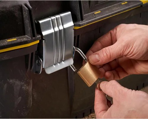 Miniatura 7 de STANLEY FATMAX - Caja de herramientas impermeable de 22.8 in, resistente al agua, gran capacidad de almacenamiento, ranura en V para corte extra