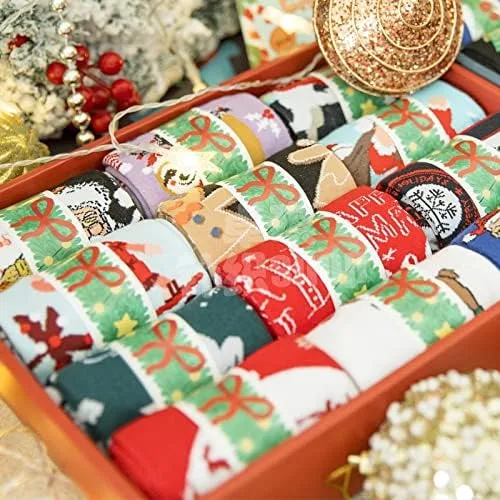 Miniatura 5 de NCDUANSAN Calcetines de Navidad kawaii otoño e invierno calcetines de hombre y mujer Santa calcetines de algodón (3pcs)