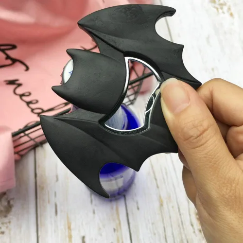 Miniatura 3 de Abridor de botellas con forma de Batman, imán para refrigerador, abridores de botellas de cerveza, abridor de botellas de regalo para suministros