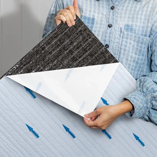 Miniatura 2 de Mohawk Home Baldosa de alfombra de 24" x 24" para interiores/exteriores, altura de pelo de 0.25", despegar y pegar, poliéster negro, (15 baldosas)