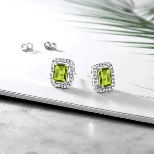 Miniatura 8 de Gem Stone King Aretes de plata de ley 925 con piedra natal Corte esmeralda de 0.315 x 0.236 in Aretes de halo para mujer