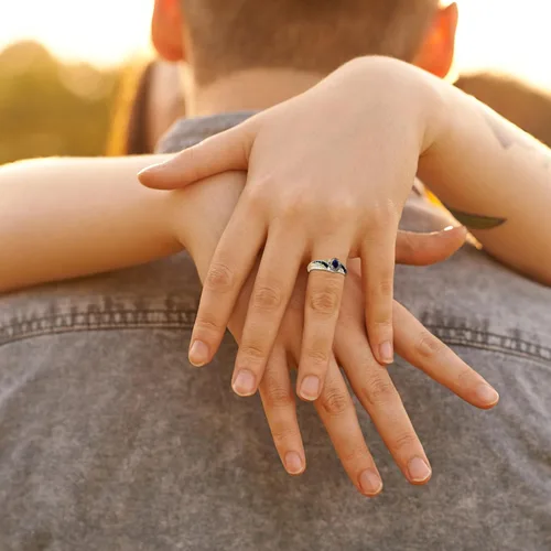 Miniatura 7 de Alianzas de compromiso de boda para mujer, anillo de aleación para hombre, regalo de cumpleaños de Navidad