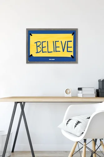 Miniatura 6 de Trends International Ted Lasso - Póster de pared Believe, 14.725 x 22.375 pulgadas, versión enmarcada de madera de granero