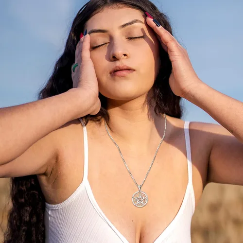 Miniatura 247 de Collar de pentagrama de plata de ley con triple luna, diosa celta, nudo celta, nudo de brujas, Ankh, sol y luna, Hécate, lilith, Santa Muerte