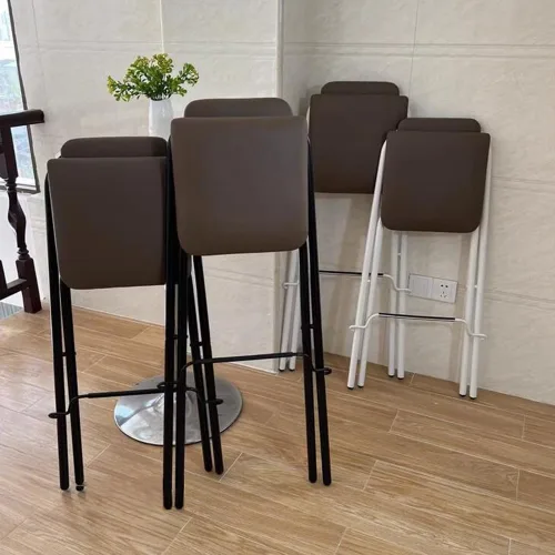 Miniatura 5 de Taburete de bar plegable de 26 ″/28 ″/30 ″, taburete de bar acolchado marrón rústico, silla alta de desayuno de cocina con respaldo y reposapiés