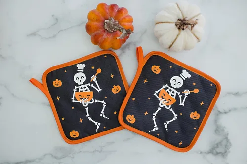 Miniatura 3 de Pearhead Juego de 2 soportes para ollas de chef de esqueleto de Halloween, almohadillas calientes de cocina resistentes al calor con bucles