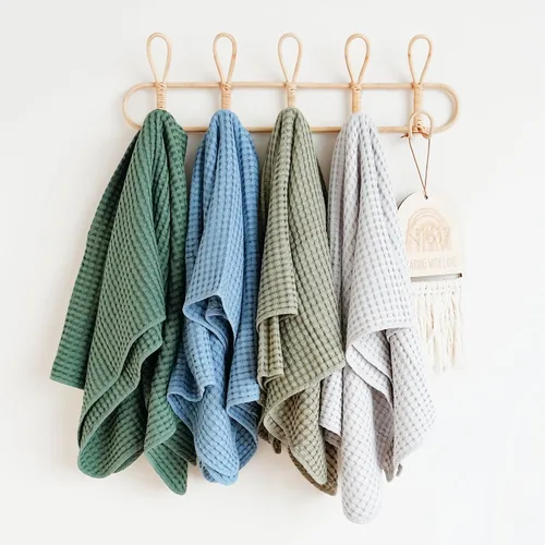 Miniatura 8 de Konssy Manta de Bebé de Gofre - Suave y Acogedora Manta de Arrullo para Guardería, Manta Ligera para Niños Pequeños para Niños y Niñas, Ideal