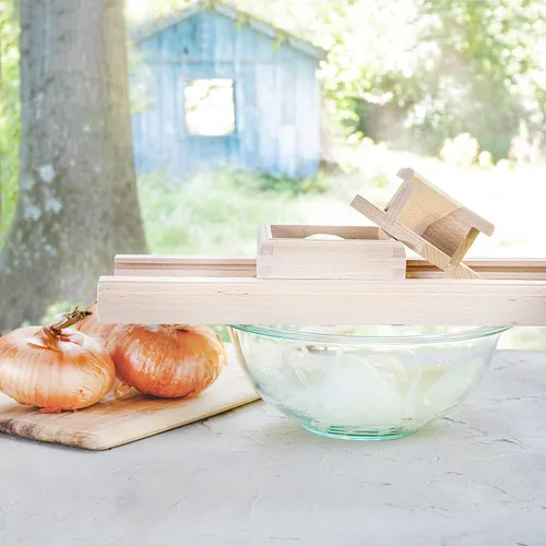 Miniatura 5 de Trituradora compacta de madera con protector de mano para chucrut y ensalada de col finamente cortados, madera de haya natural sin terminar