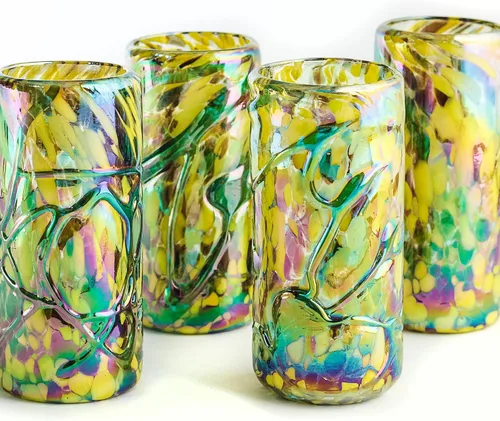 Juego de vasos de tequila mexicanos especiales, soplados a mano con color y textura únicas de 4 piezas - Confeti (Brillo dorado)