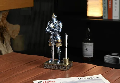 Miniatura 6 de Knight - Soporte decorativo para bolígrafos de resina, pisapapeles para escritorio, organizador de escritorio, regalos de festivales para novio, Azul
