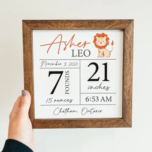 IZI POD Señales de anuncio de madera personalizadas con nombre de bebé, letrero de nombre de bebé personalizado, anuncio de nacimiento y huella para