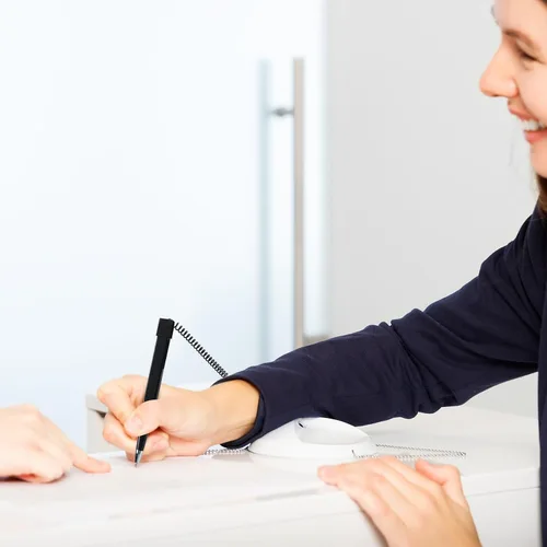 Miniatura 7 de Zonon Bolígrafo seguro con cadena adhesiva, tinta negra, bolígrafo de mostrador con base y bobina de plástico para suministros de hogar, banco