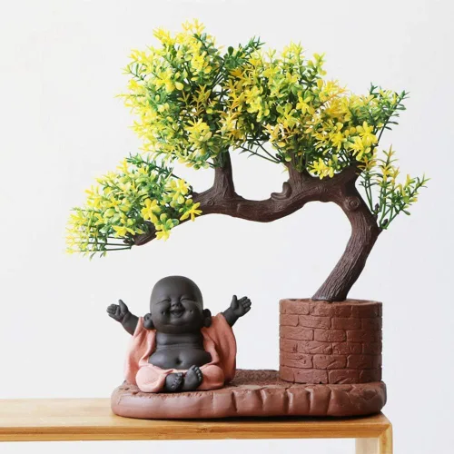 Kingzhuo Estatua de Buda de cerámica pequeña linda figura de monje figura de Buda decoración del hogar manualidades creativas para bebés, muñecos