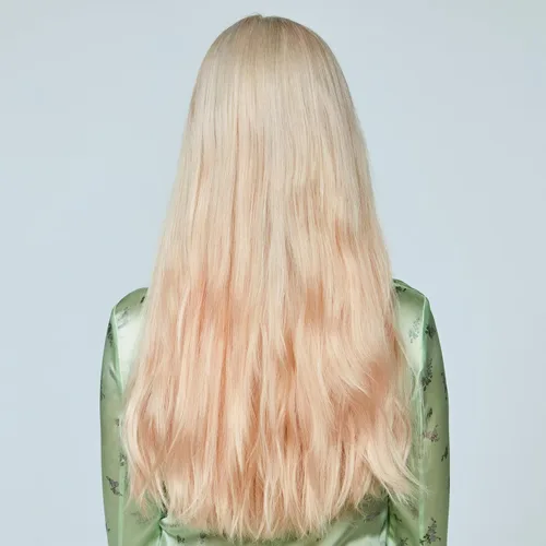 Miniatura 3 de Bleach London Awkward Peach Shampoo - Fórmula tonificante melocotón, para cabello decolorado, depósito de color, mejora el rubio cálido, sin