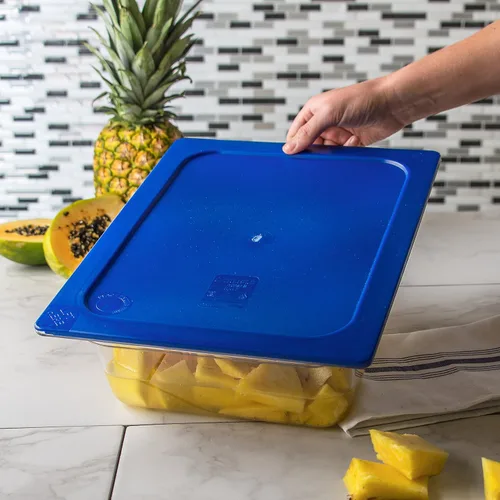 Miniatura 7 de Carlisle FoodService Products StorPlus Tapa inteligente, cubierta para bandejas de comida de tamaño medio, 12.75 x 10.375 pulgadas, 1 unidad, azul