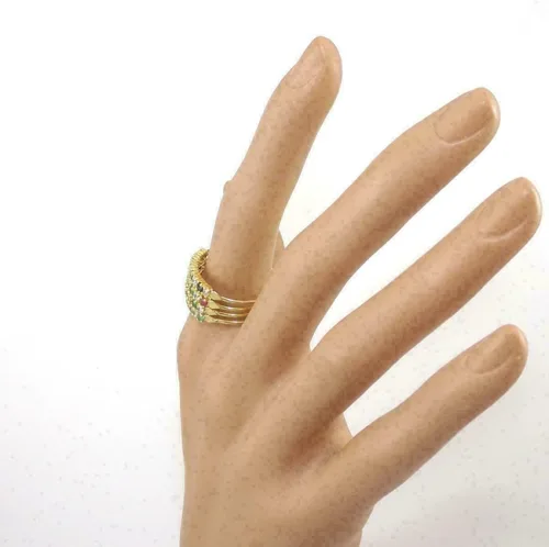 Miniatura 4 de Anillo de compromiso con acabado de oro amarillo de 14 quilates con diamantes de esmeralda, zafiro y rubí de 3.00