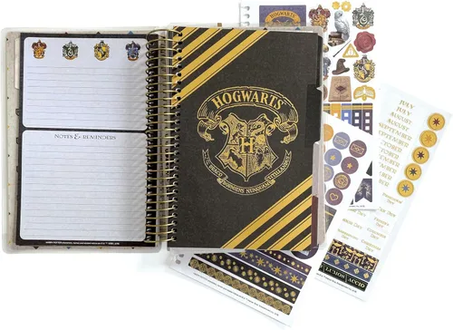 Miniatura 2 de Paper House Productions Harry Potter - Agenda de 12 meses sin fecha de 7.5 pulgadas con calcomanías de bandera de mes y evento, escudo de fundadores
