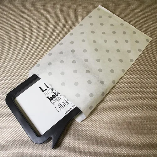 Miniatura 3 de CuteBox Bolsas de regalo blancas de papel plano con lunares plateados (6 x 9 pulgadas) para mercancía, manualidades, recuerdos de fiesta, venta al