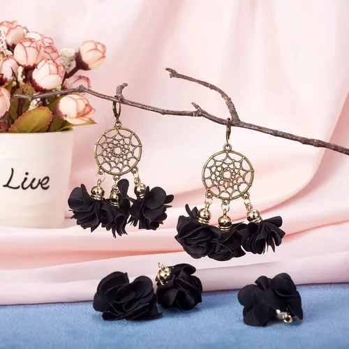 Miniatura 5 de Cheriswelry 50 colgantes de tela de tela de flores de tela negra con pétalos florales con tapa dorada en forma de campana para manualidades, aretes