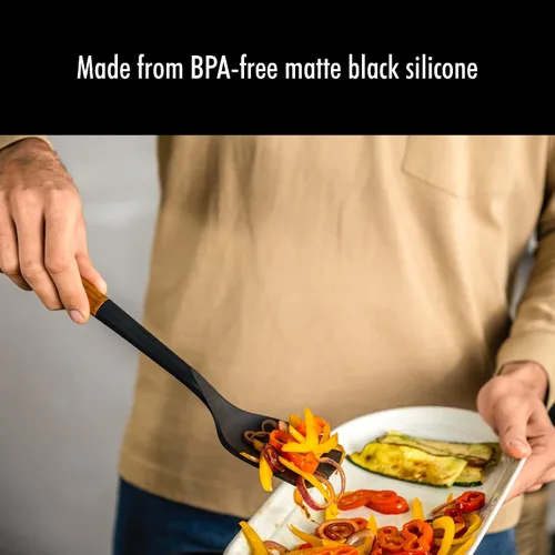Miniatura 3 de STAUB Espátula de silicona con voladizo, perfectamente angulada para levantar panqueques, sándwiches y recoger verduras. De silicona negra mate