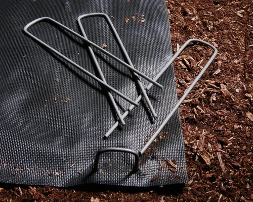 Miniatura 9 de Grapas de jardín para césped, grapas para tela de paisaje, alfileres de anclaje, grado profesional. Longitud total de 6 pulgadas, S, Galvanizado