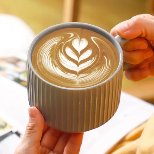Miniatura 7 de Hasense Juego de tazas de café, juego de 4 tazas de té apilables con soporte - Juego de tazas grandes de cerámica acanaladas de 15 onzas para latte