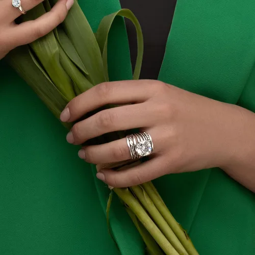 Miniatura 2 de JEAN RACHEL JEWELRY Anillo de plata de ley 925 con circonita cúbica en forma de cojín de 0.472 in, diseño vintage, hipoalergénico, sin plomo ni
