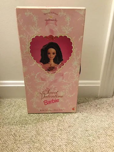 Miniatura 2 de Barbie 36749 1995 Hallmark Sweet Valentine Doll
