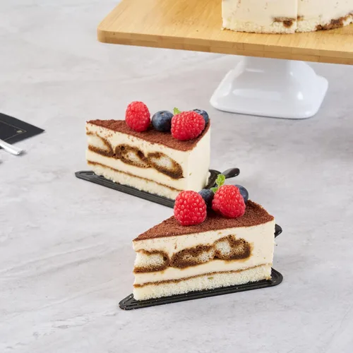 Miniatura 4 de Restaurantware Tablas para pasteles de 4.5 x 3 pulgadas, 100 bandejas triangulares de postre, ligeras con asa, tableros de repostería de plástico