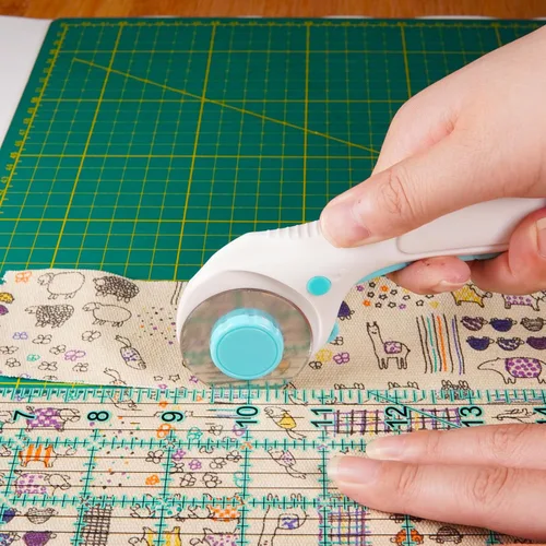 Miniatura 4 de MANUFORE Regla de acolchado de 6 x 24 pulgadas, regla acrílica de costura, regla métrica antideslizante, herramientas de acolchado con líneas