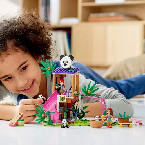 Miniatura 5 de LEGO Friends Panda Jungle Tree House 41422 Juguete de construcción; incluye 3 minifiguras de panda para niños que aman los animales salvajes, amigos