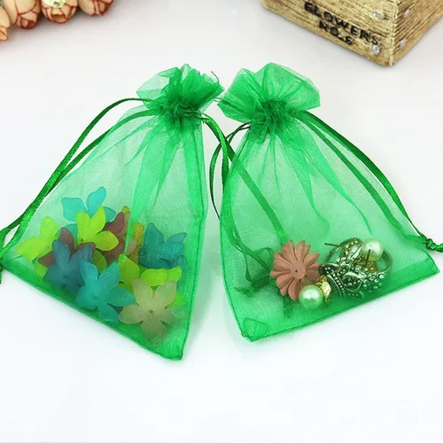 Miniatura 7 de Paquete de 50 bolsas de organza de regalo con cordón verde de 4 x 6 pulgadas para baby shower, Navidad, cumpleaños de bebé, recuerdo de fiesta