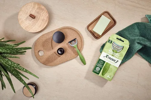 Miniatura 13 de Wilkinson Sword Xtreme 3 Eco Green X 4 - Maquinilla de afeitar desechable para hombre ecológica y reciclable - 70 Gr 4027800175000